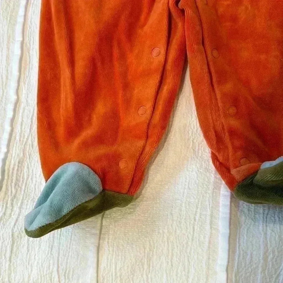 Geneviève Lapierre - Velour Colour block design footed sleeper. Size 6 months - Picture 4 of 5